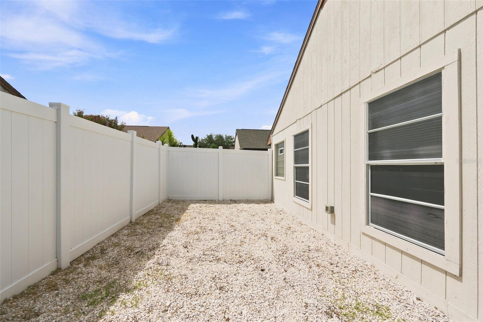 10836 VENICE CIR