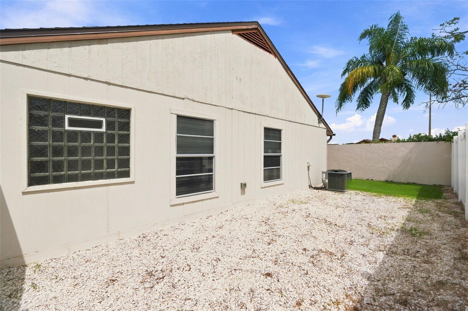 10836 VENICE CIR