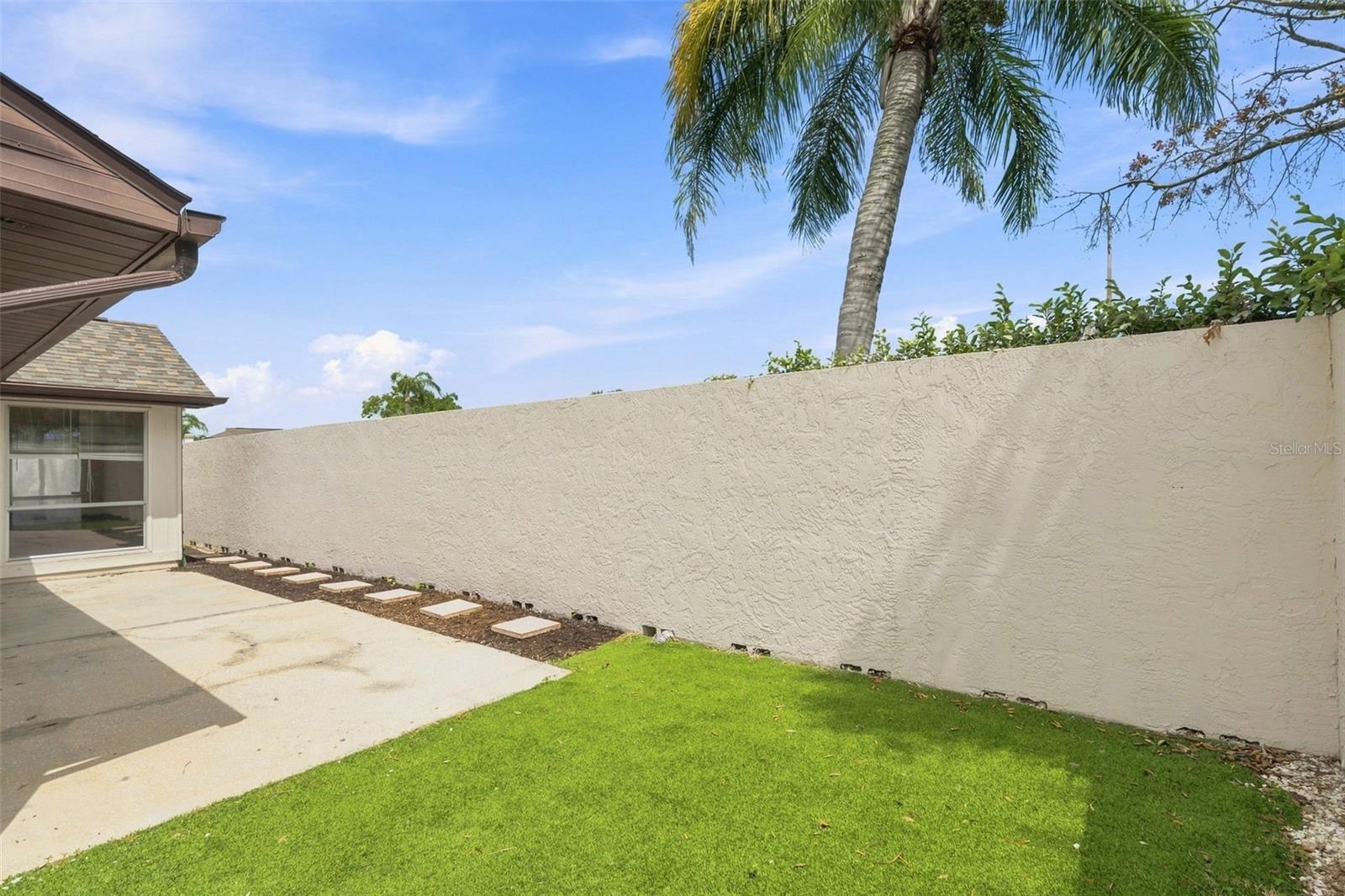 10836 VENICE CIR