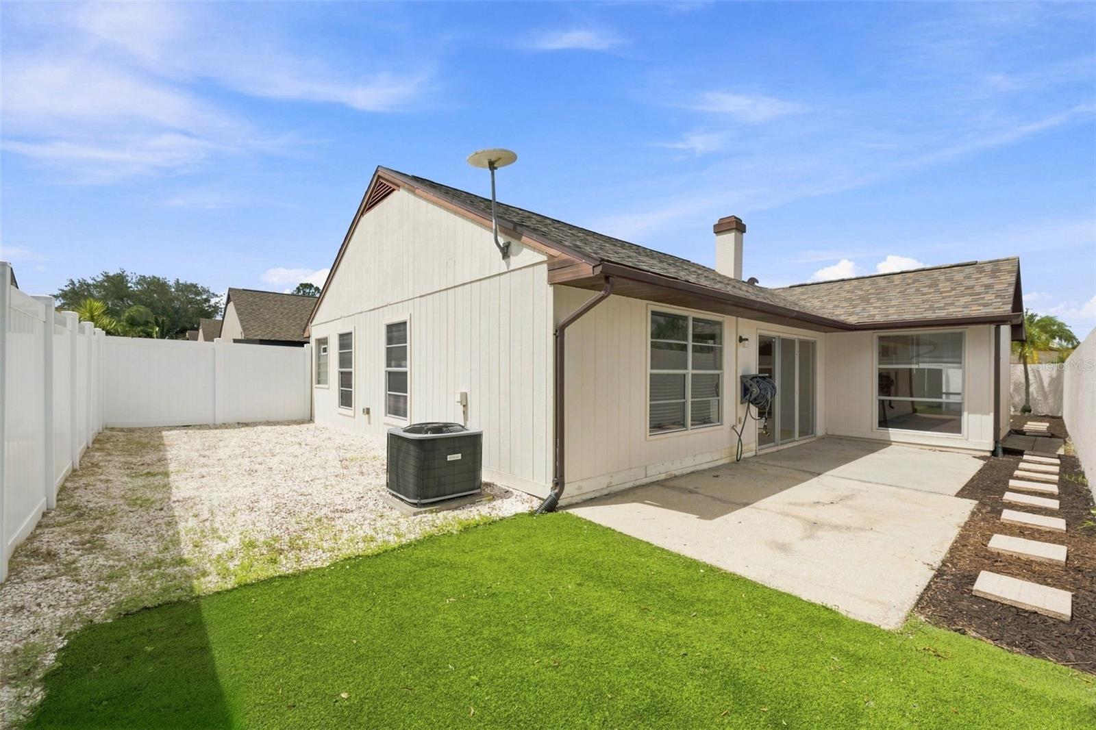 10836 VENICE CIR