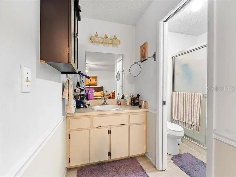 11404 STANSBERRY DR
