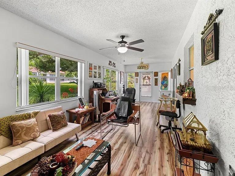 11404 STANSBERRY DR
