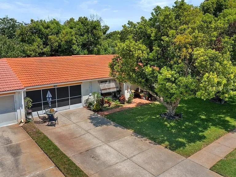 11404 STANSBERRY DR