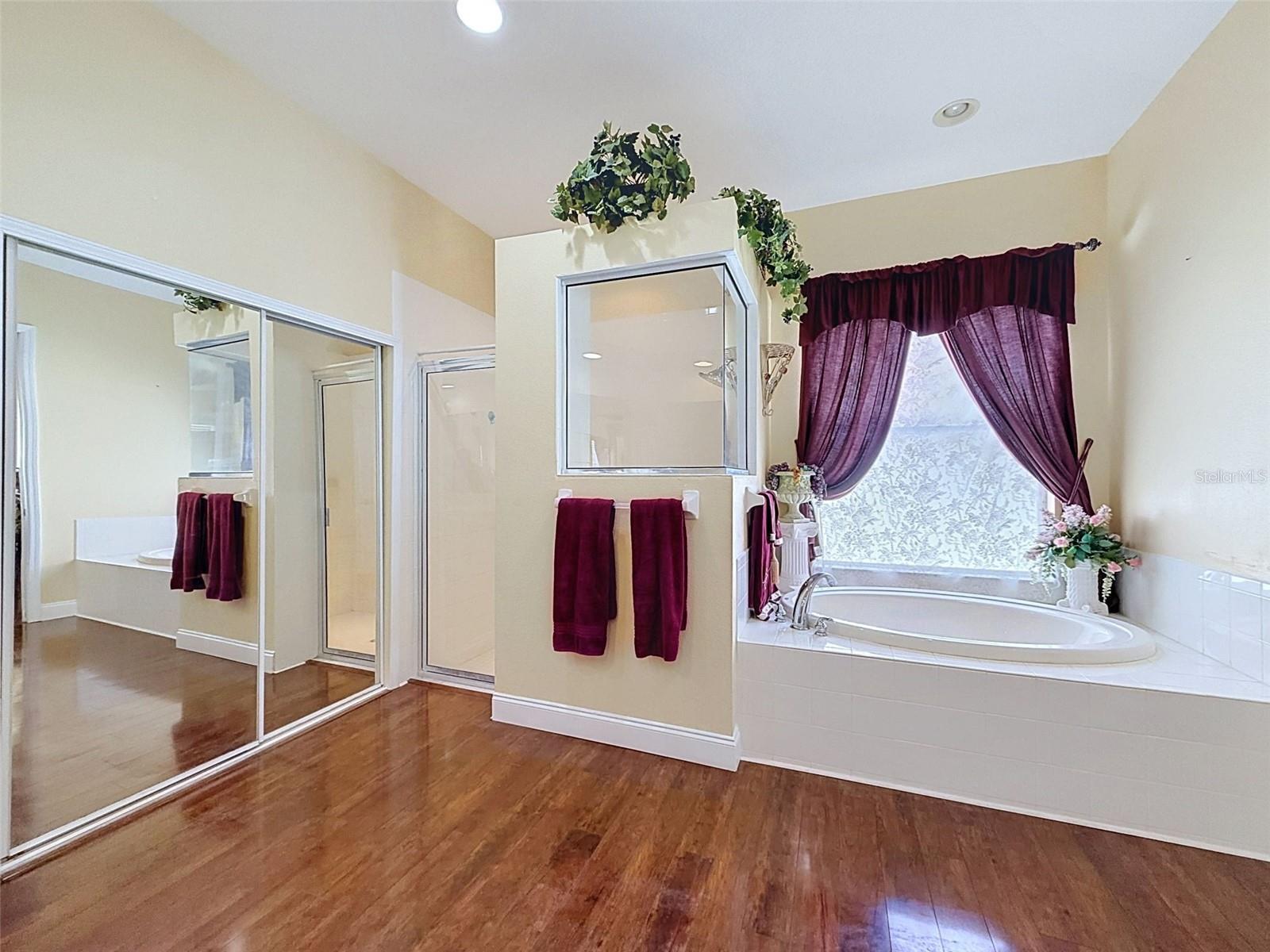 11352 OYSTER BAY CIR