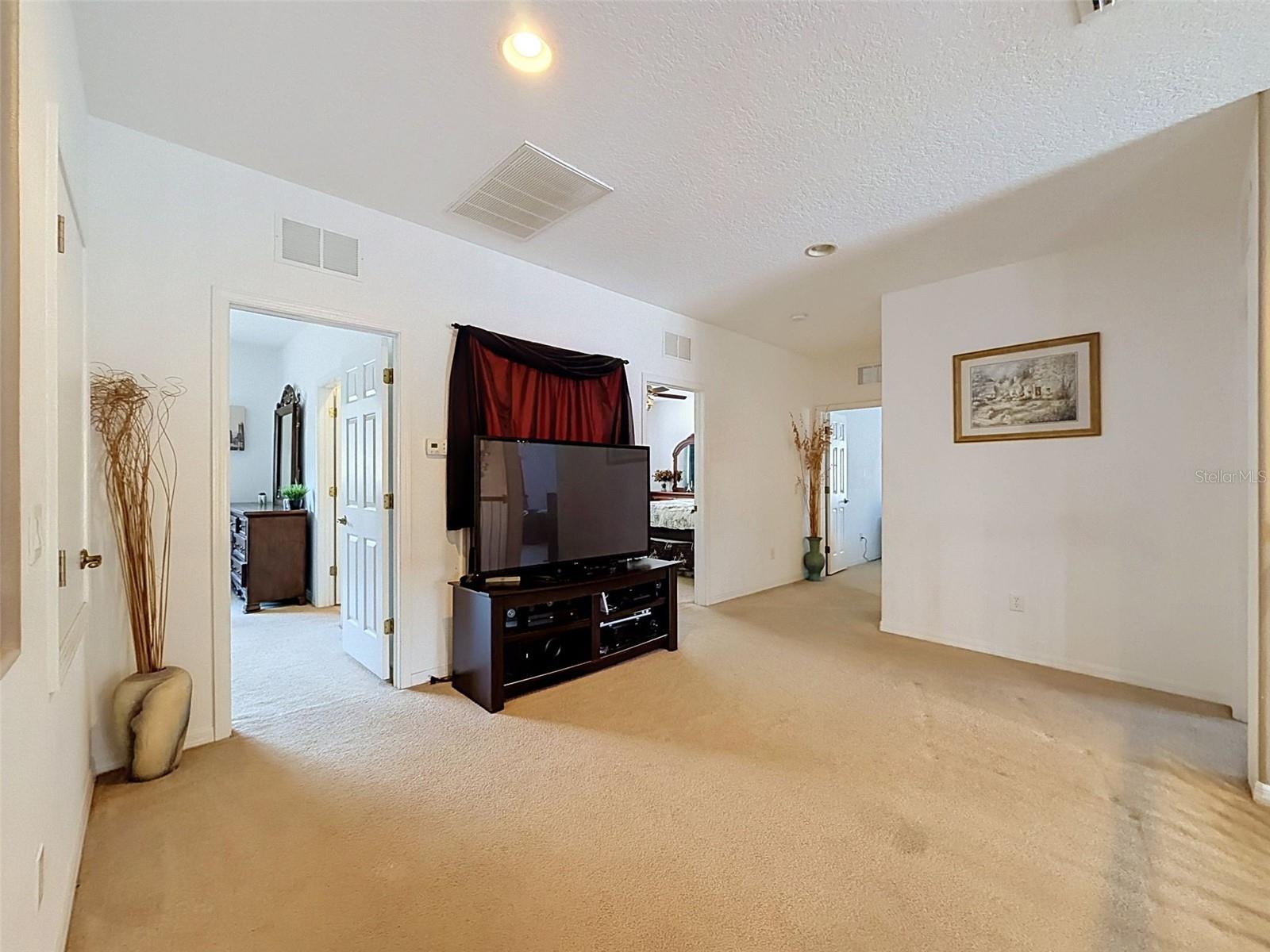 11352 OYSTER BAY CIR