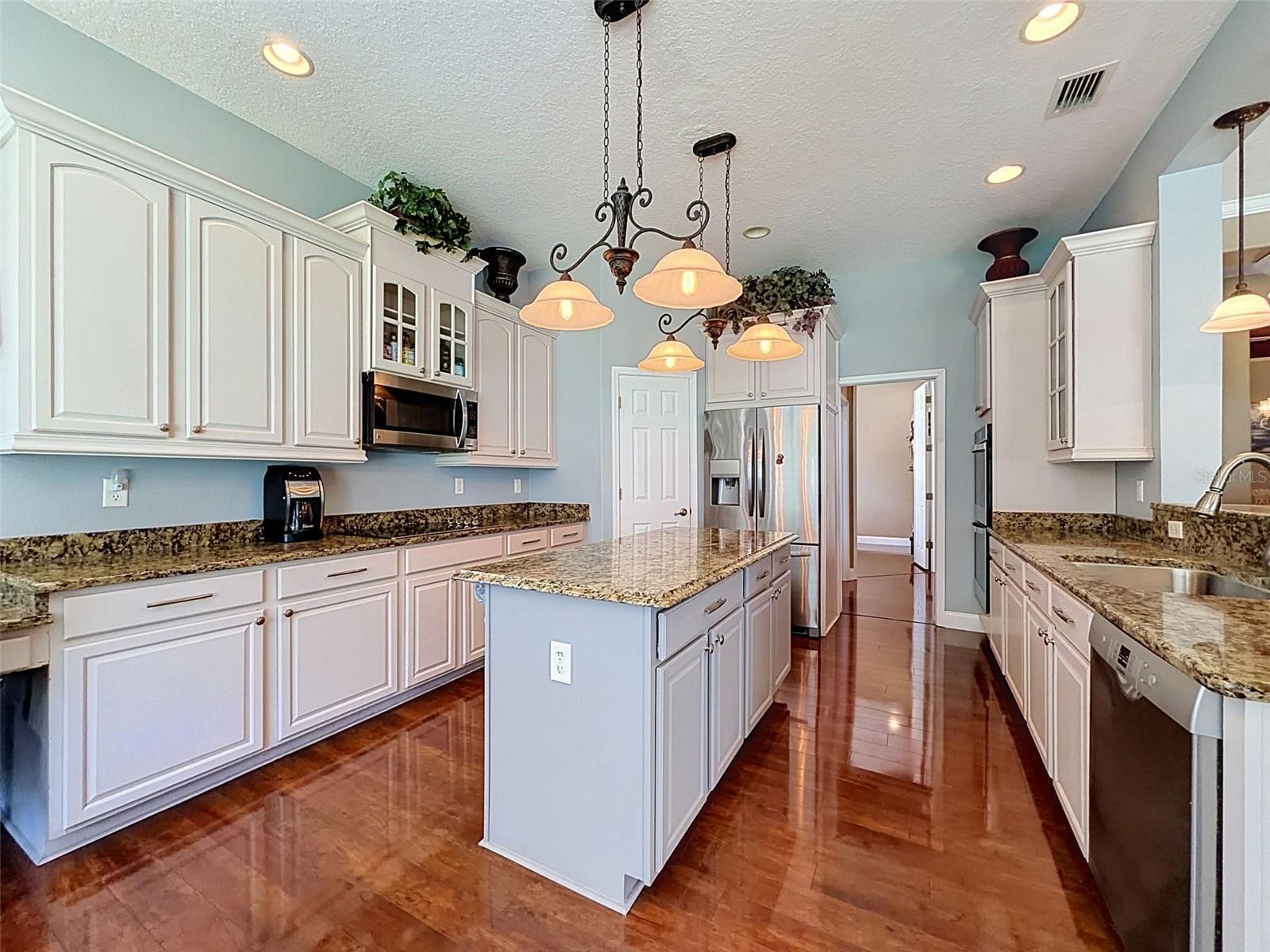 11352 OYSTER BAY CIR