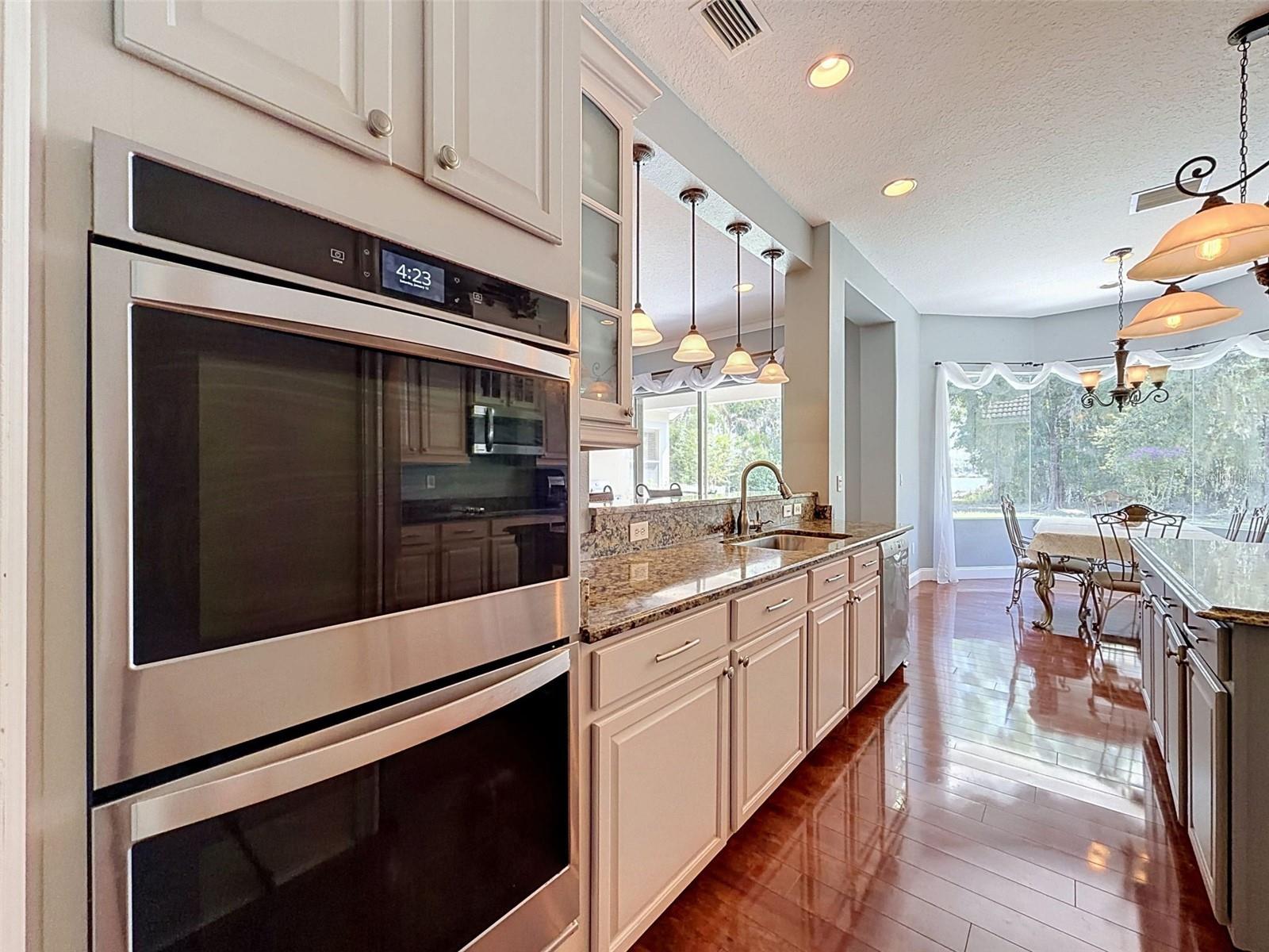 11352 OYSTER BAY CIR