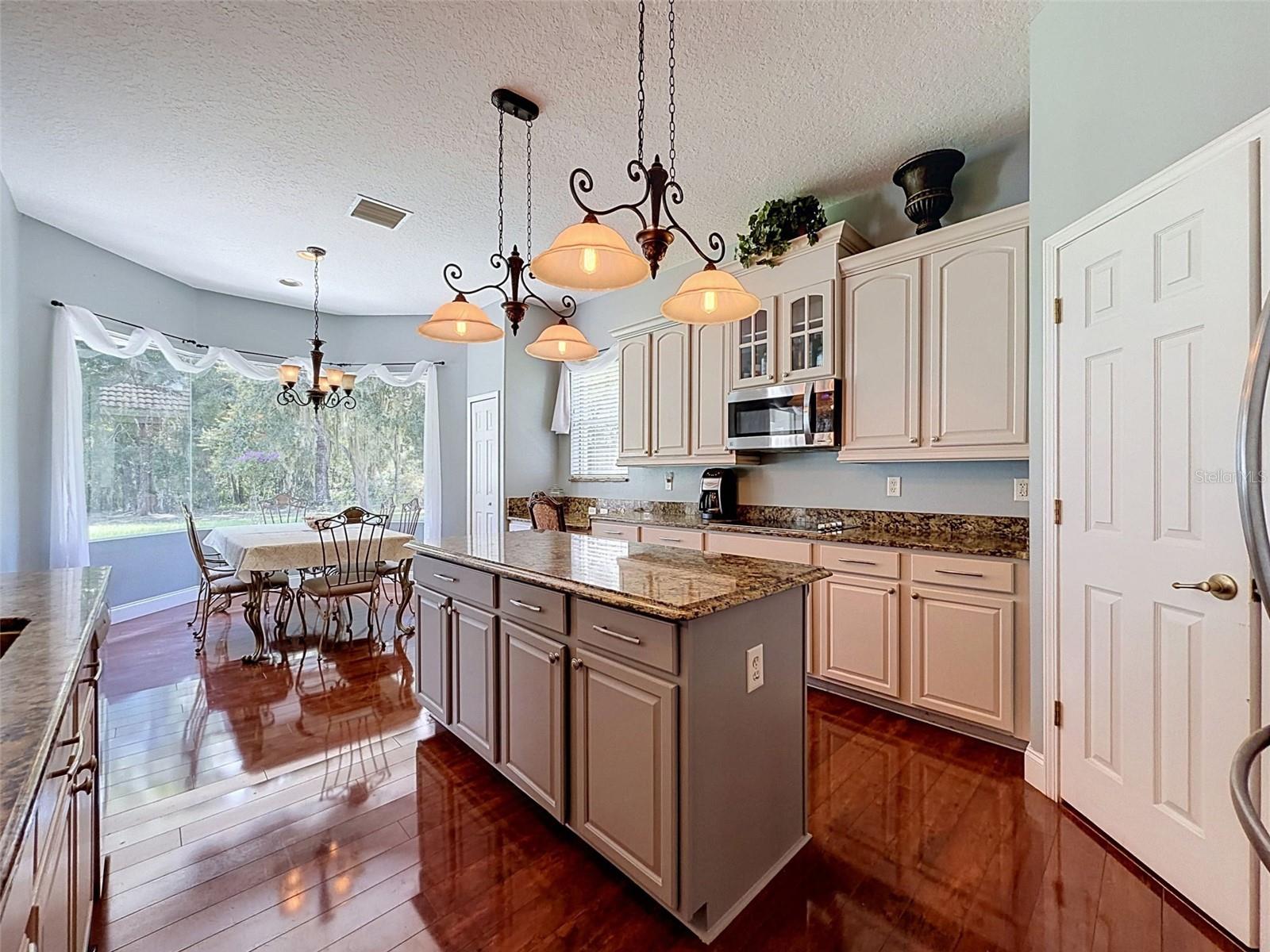 11352 OYSTER BAY CIR