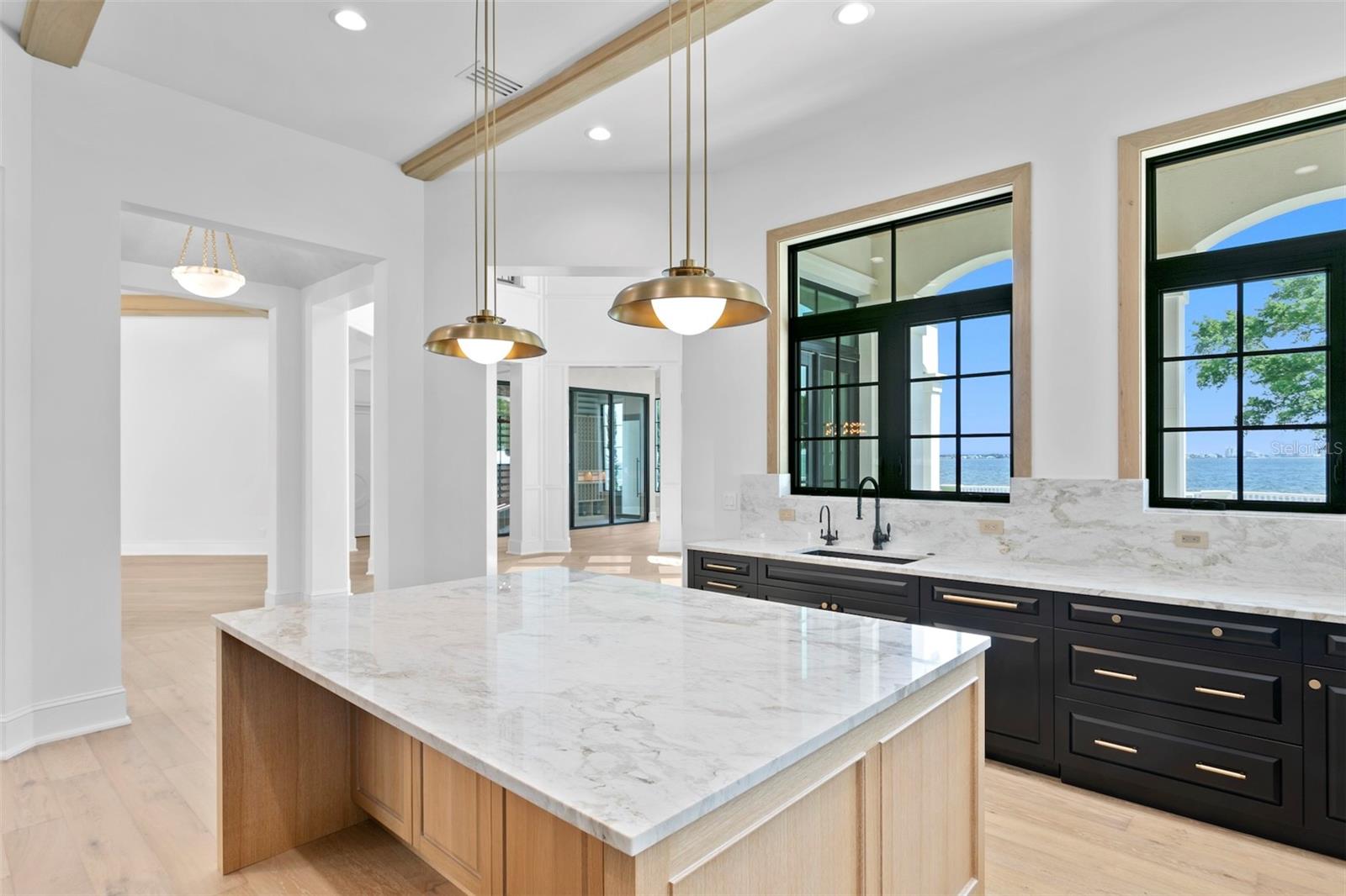 3907 BAYSHORE BLVD