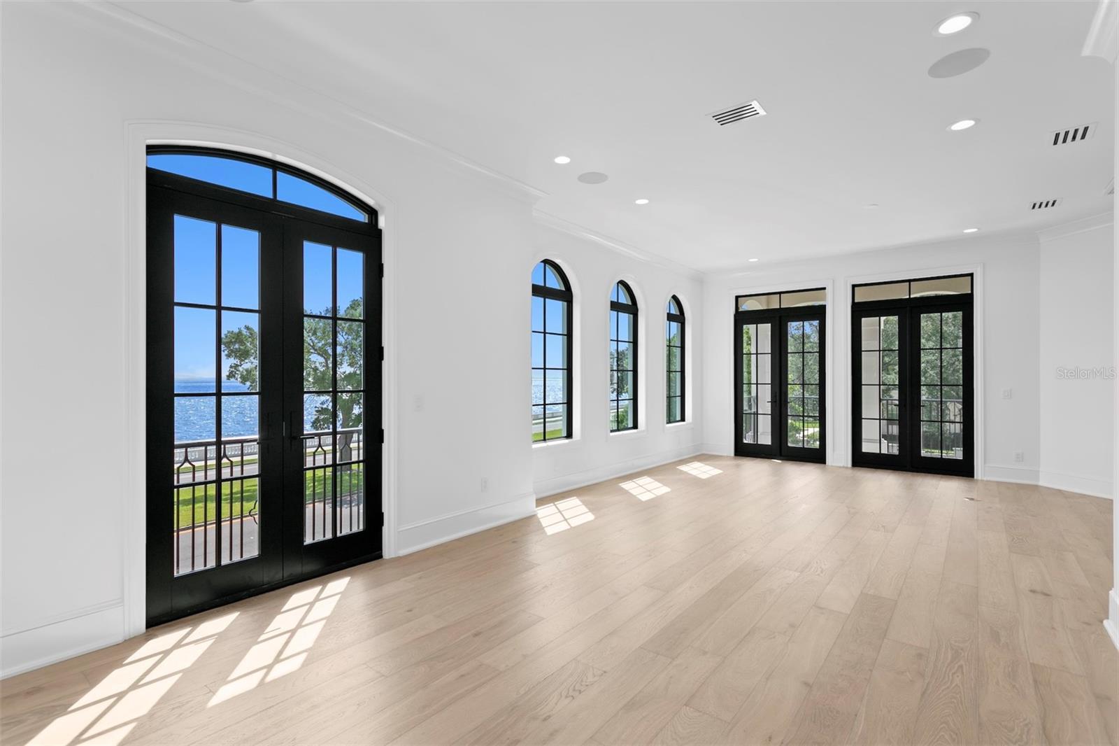 3907 BAYSHORE BLVD