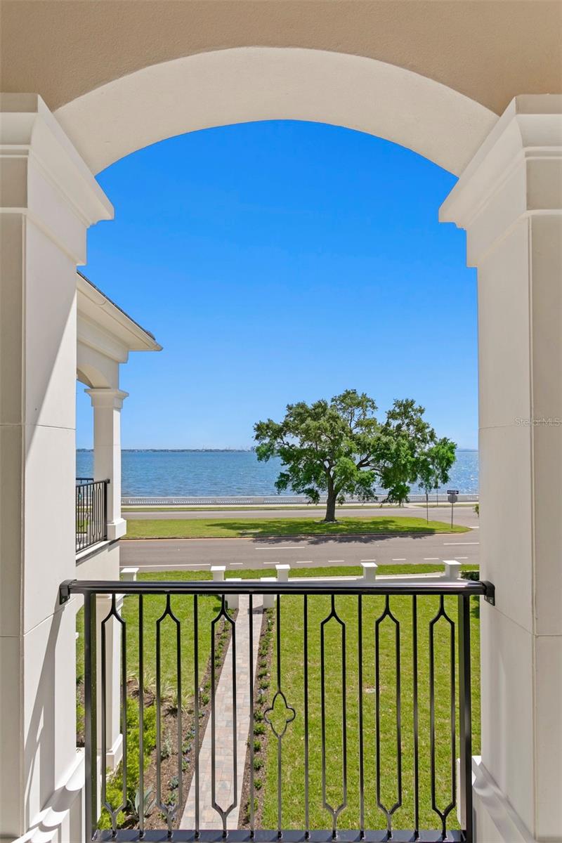 3907 BAYSHORE BLVD