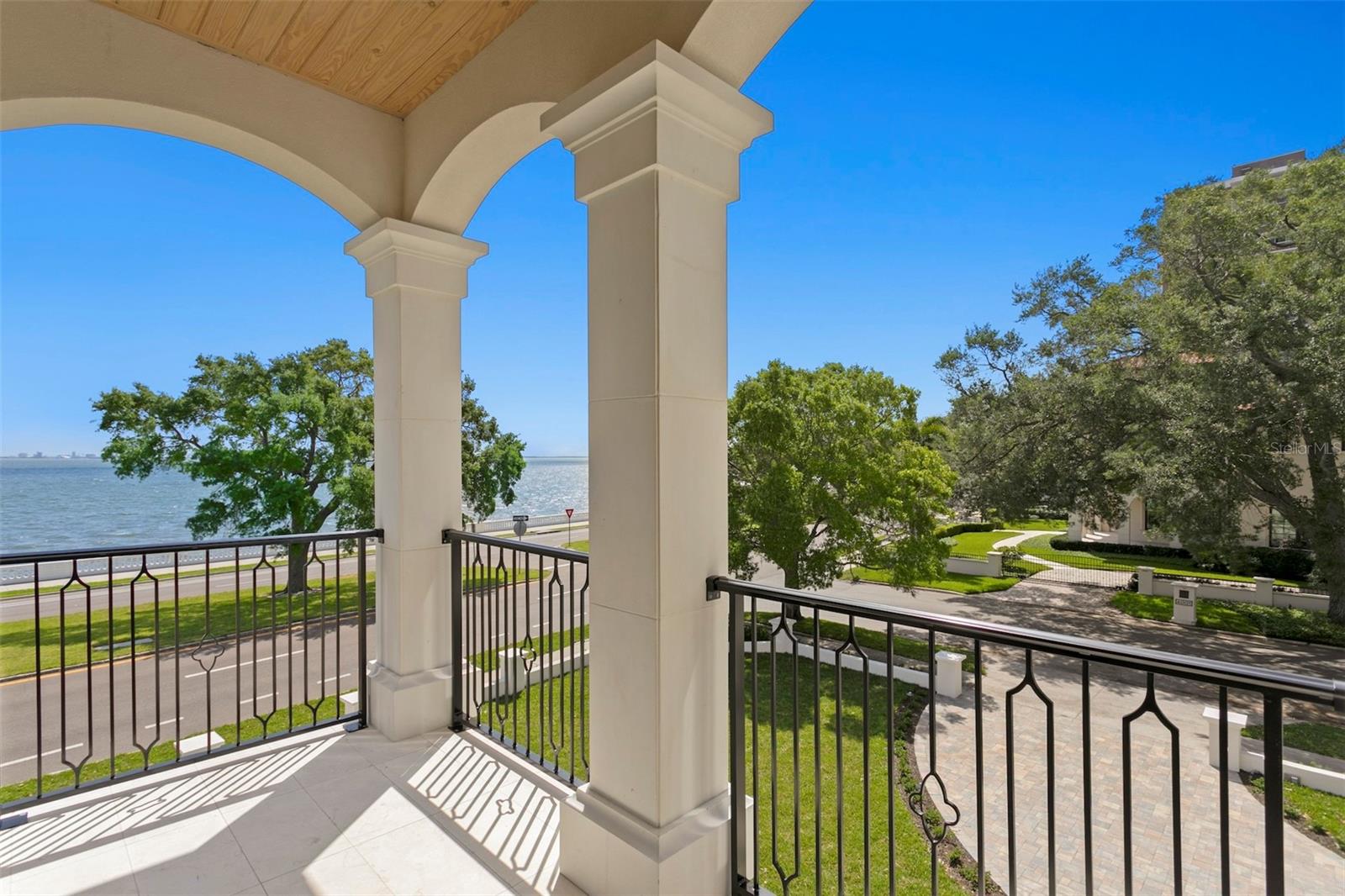 3907 BAYSHORE BLVD