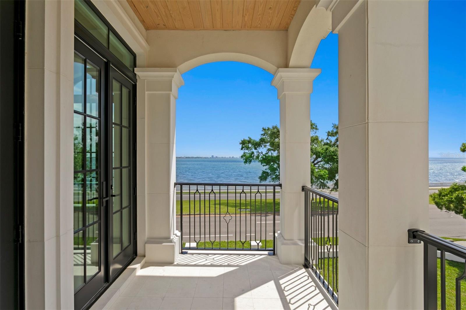 3907 BAYSHORE BLVD
