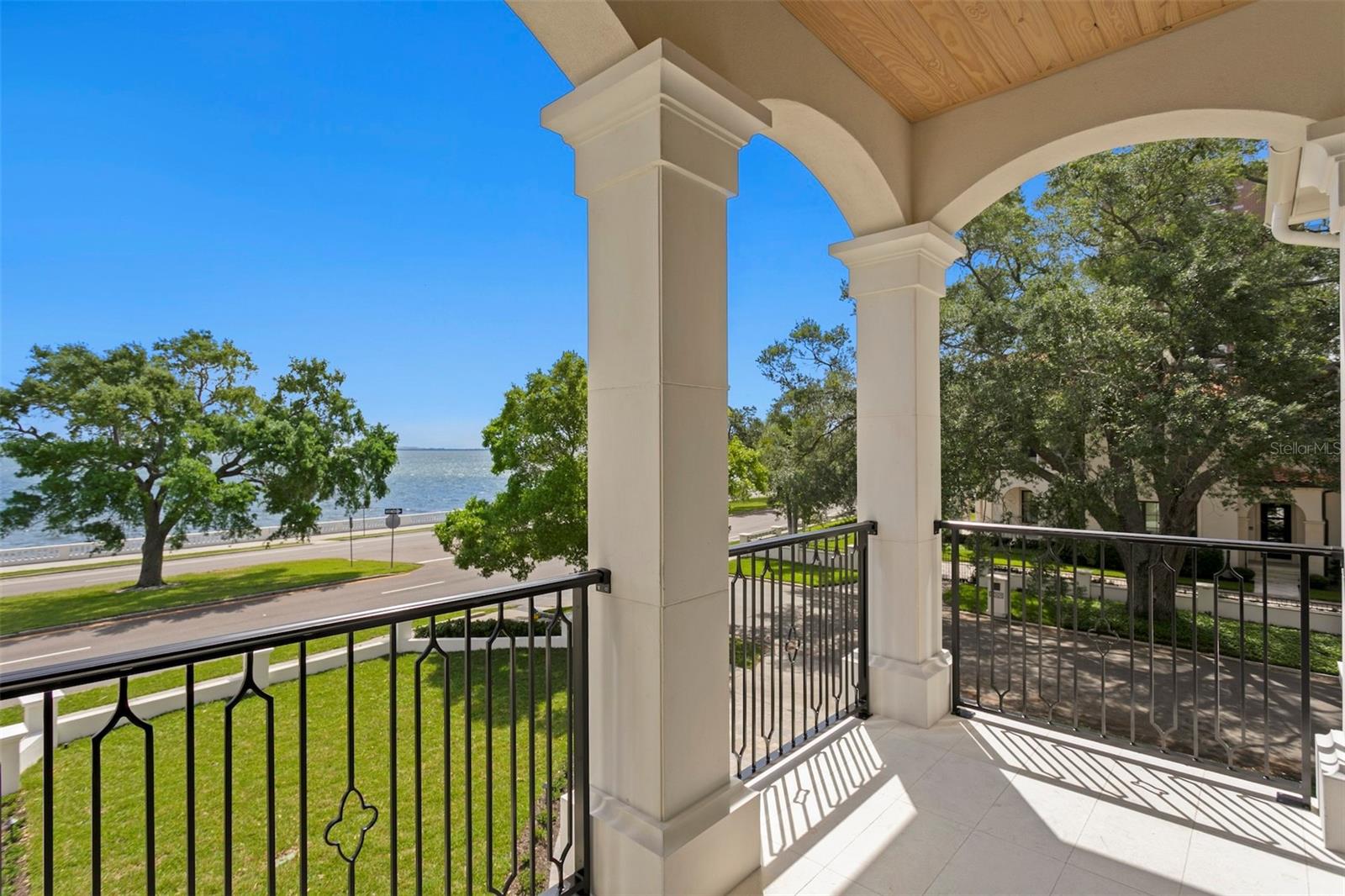 3907 BAYSHORE BLVD