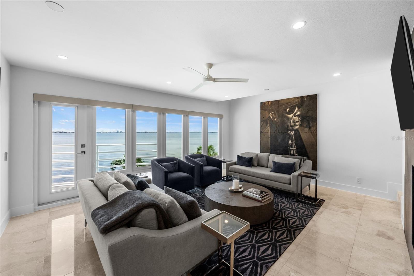 4950 BAYSHORE BLVD #25D