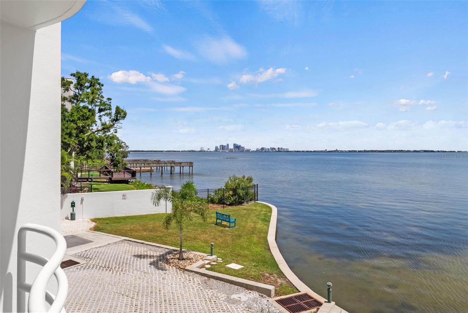 4950 BAYSHORE BLVD #25D