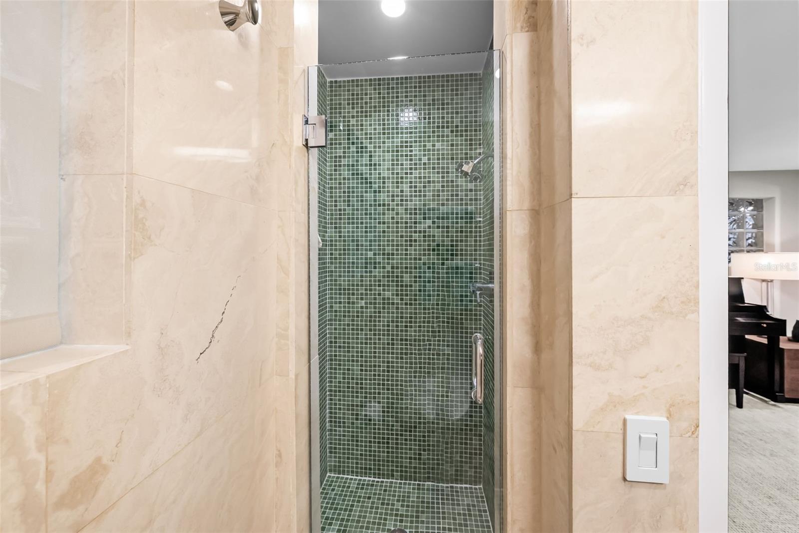 4950 BAYSHORE BLVD #25D