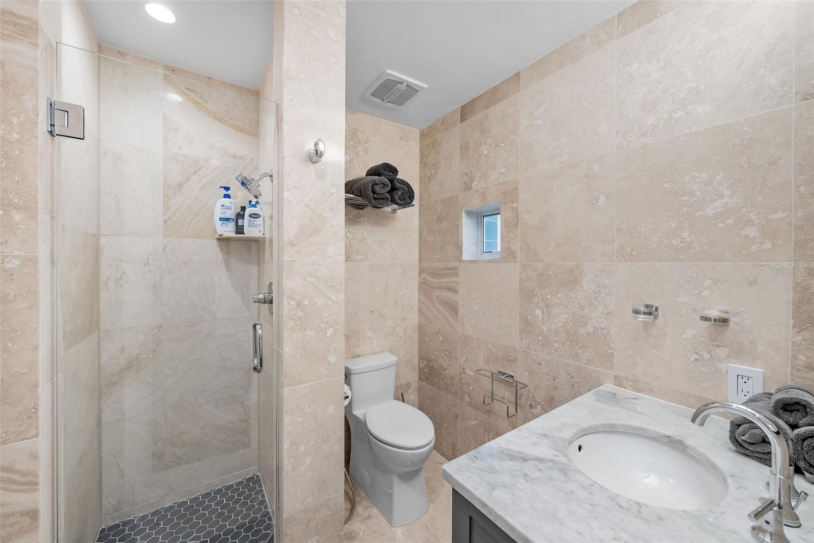 4950 BAYSHORE BLVD #25D