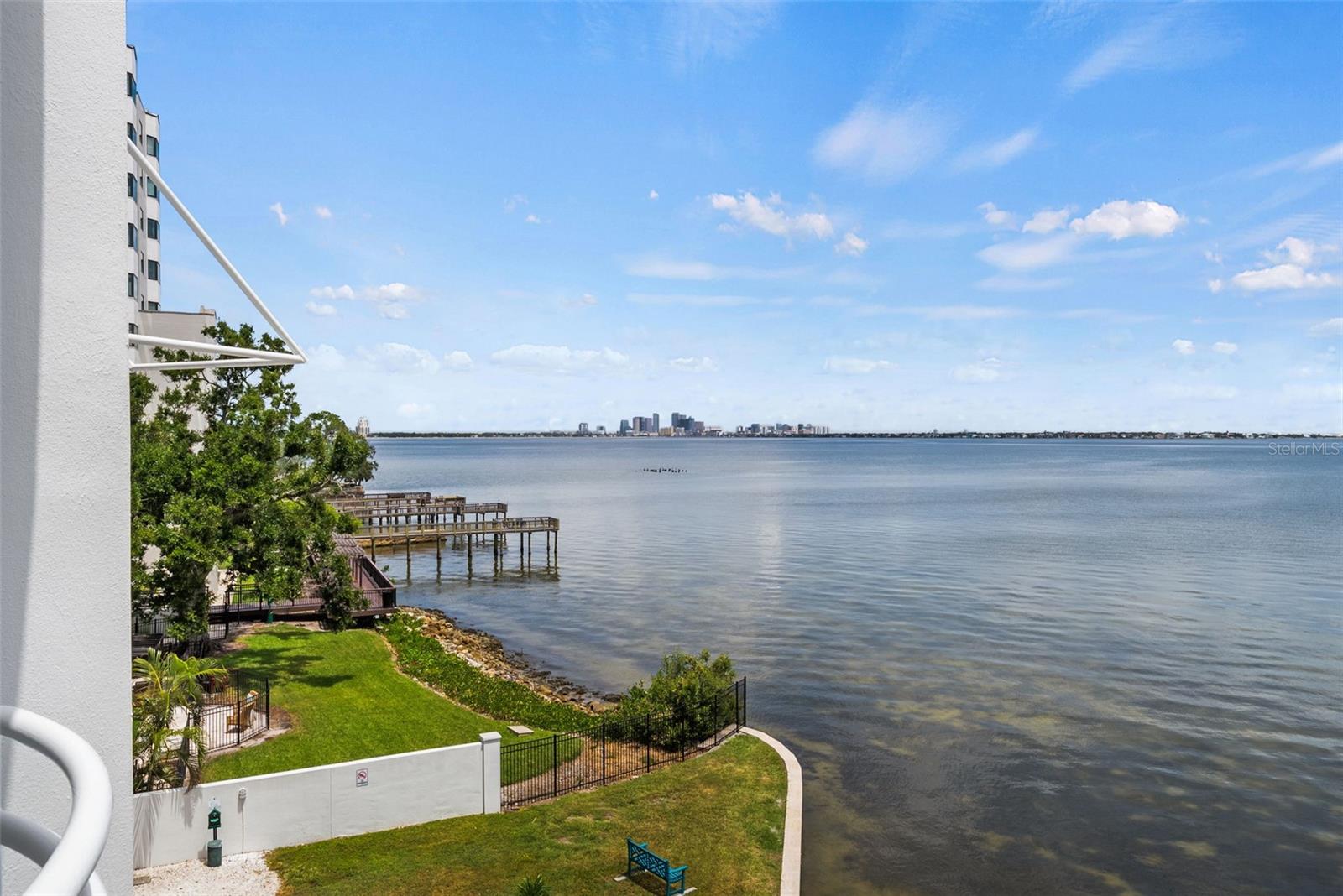 4950 BAYSHORE BLVD #25D