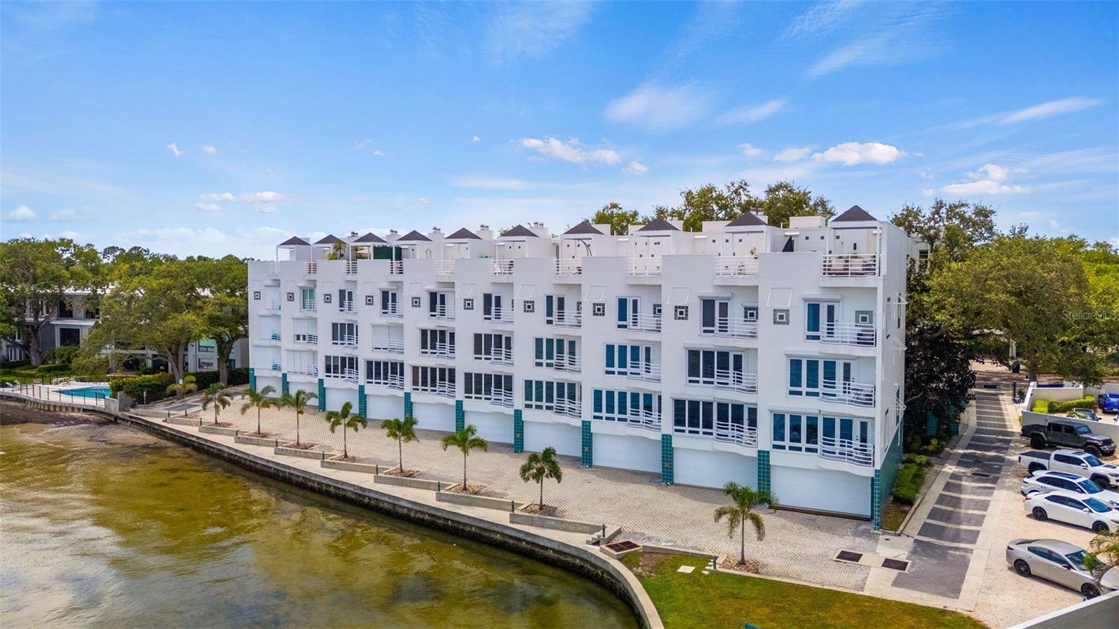 4950 BAYSHORE BLVD #25D