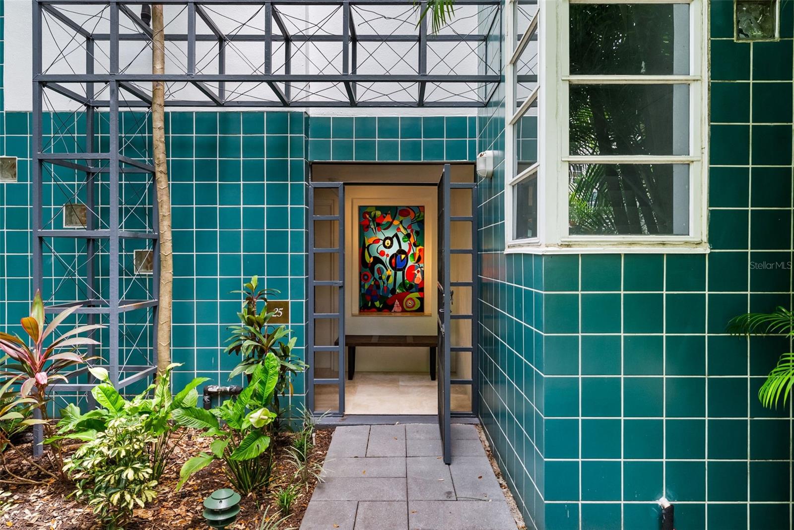 4950 BAYSHORE BLVD #25D