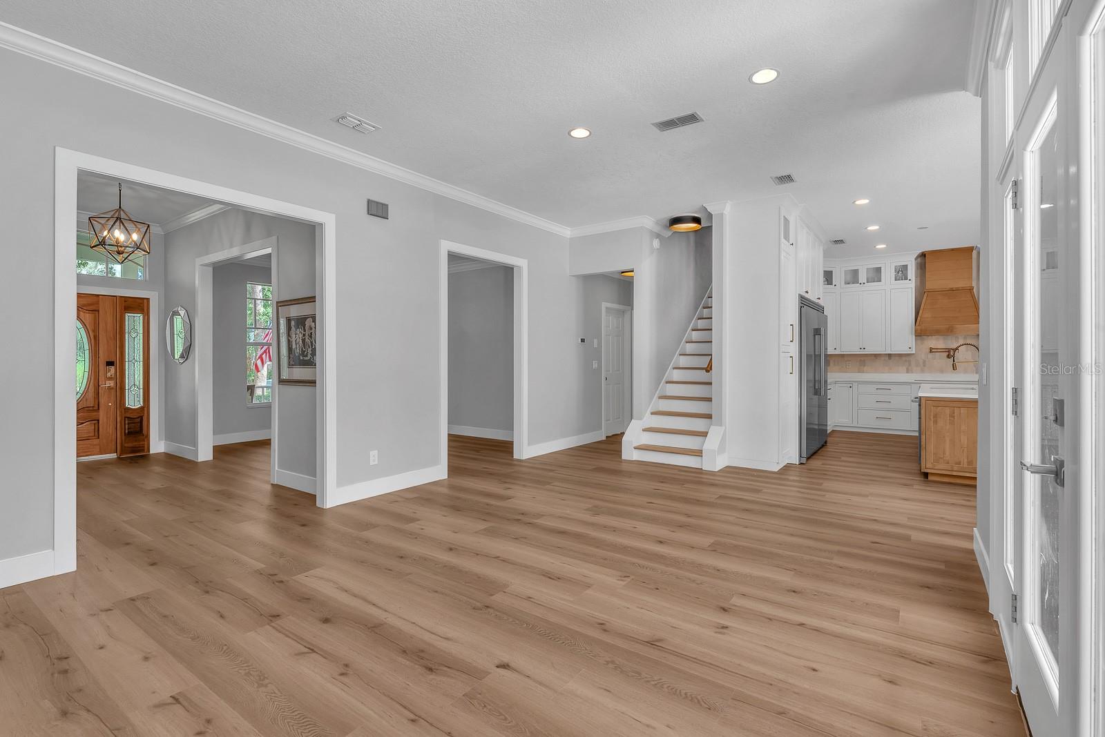 5806 AUDUBON MANOR BLVD