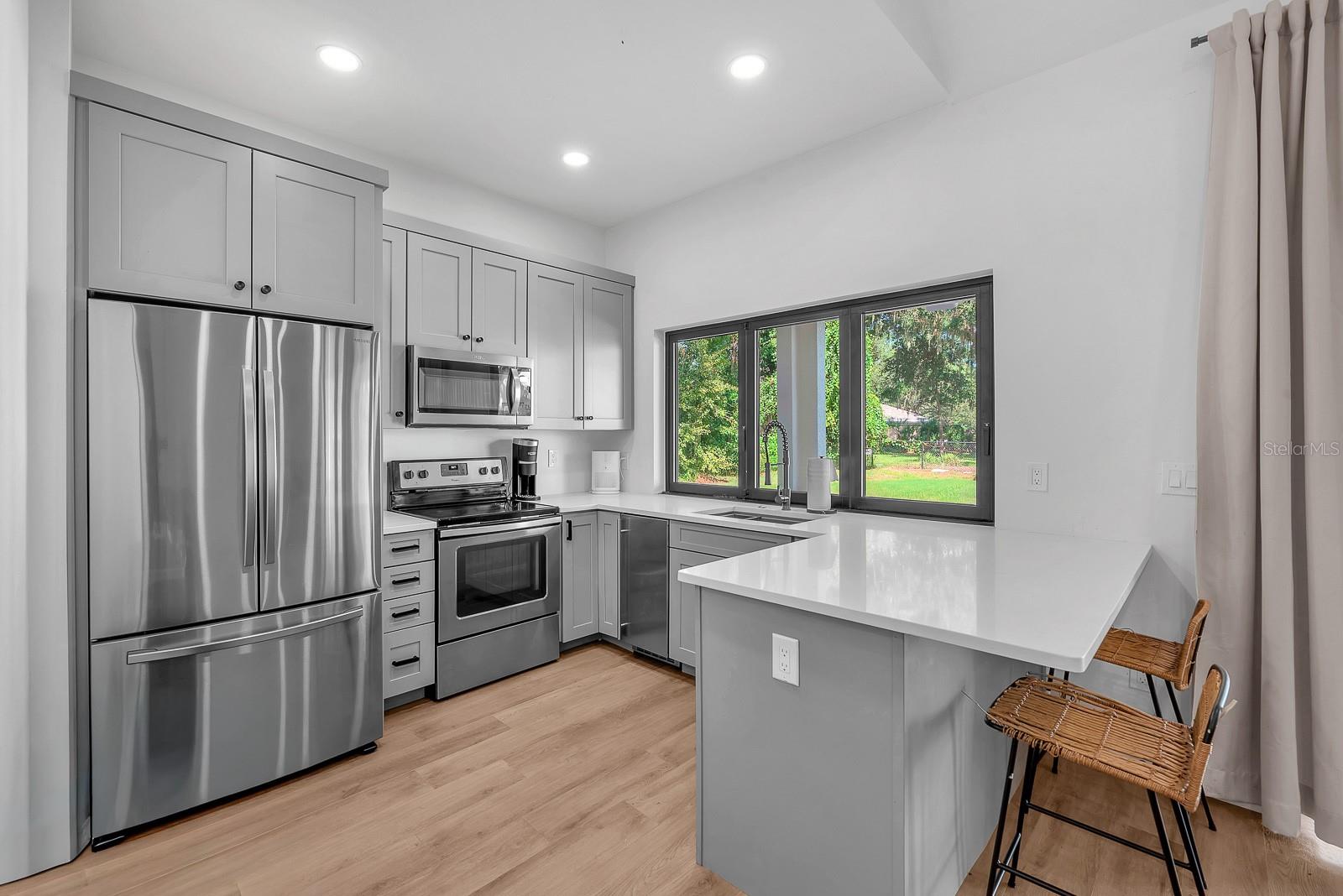 5806 AUDUBON MANOR BLVD