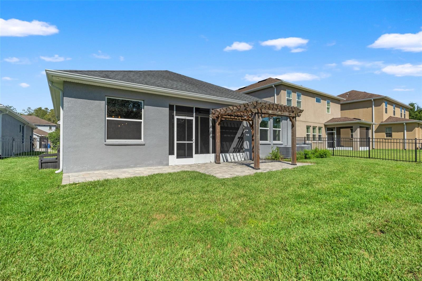 16361 HYDE MANOR DR