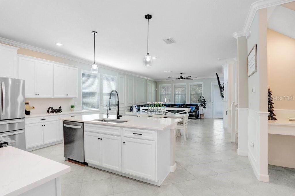 8721 SAVORY WALK DR