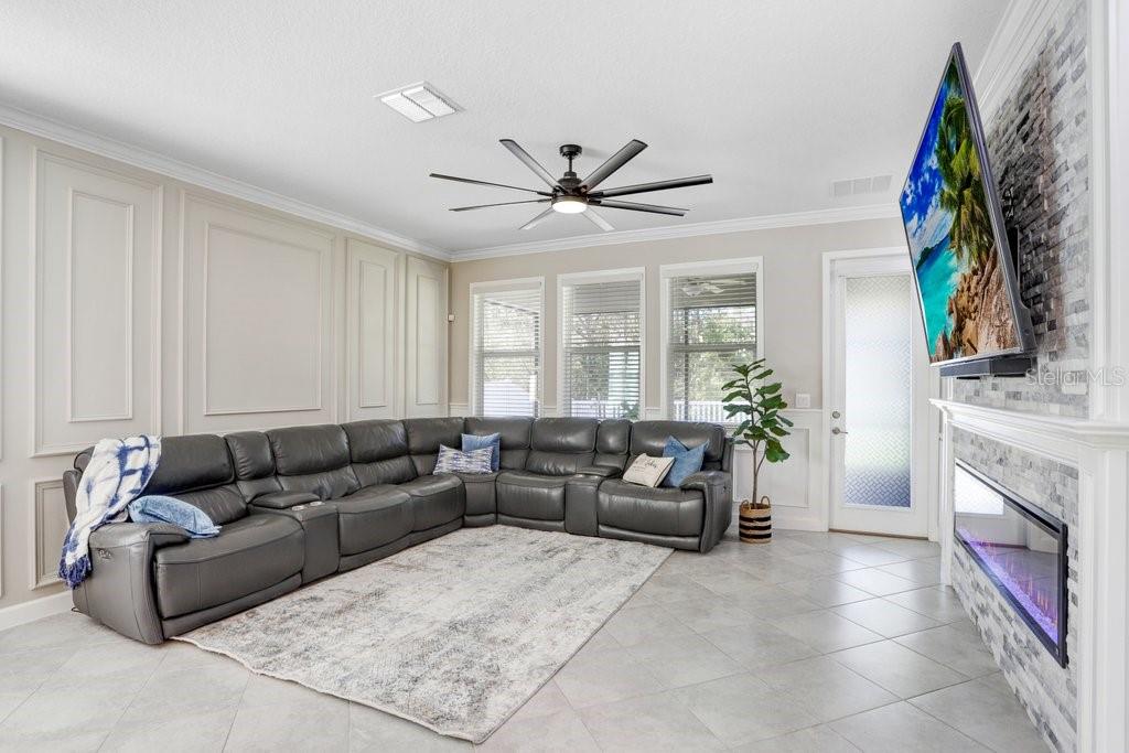 8721 SAVORY WALK DR