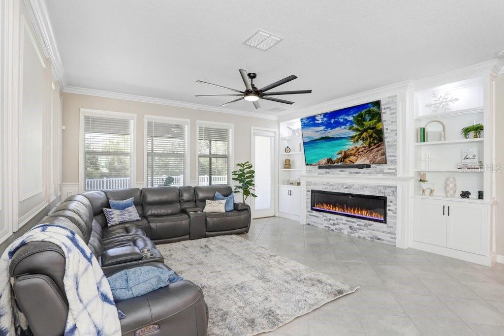 8721 SAVORY WALK DR