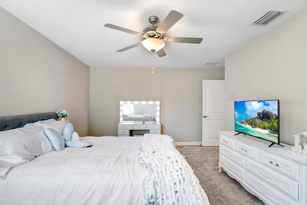 8721 SAVORY WALK DR