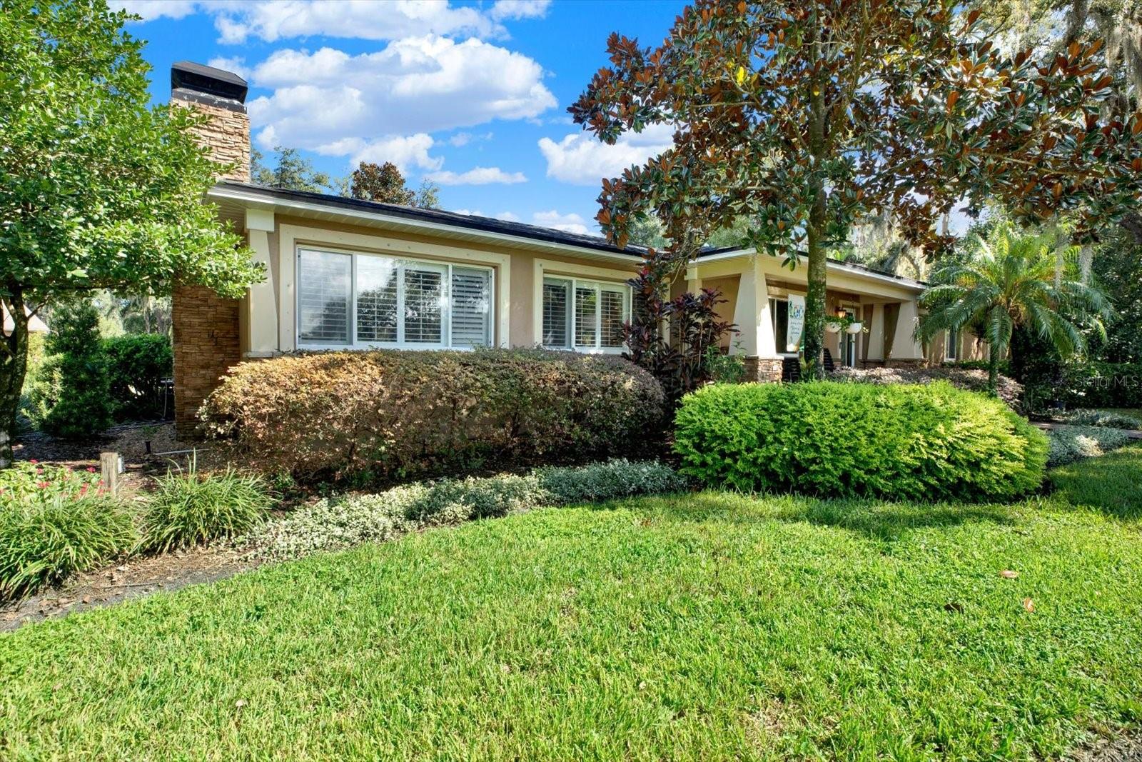 302 Belle Terre Ave, Temple Terrace