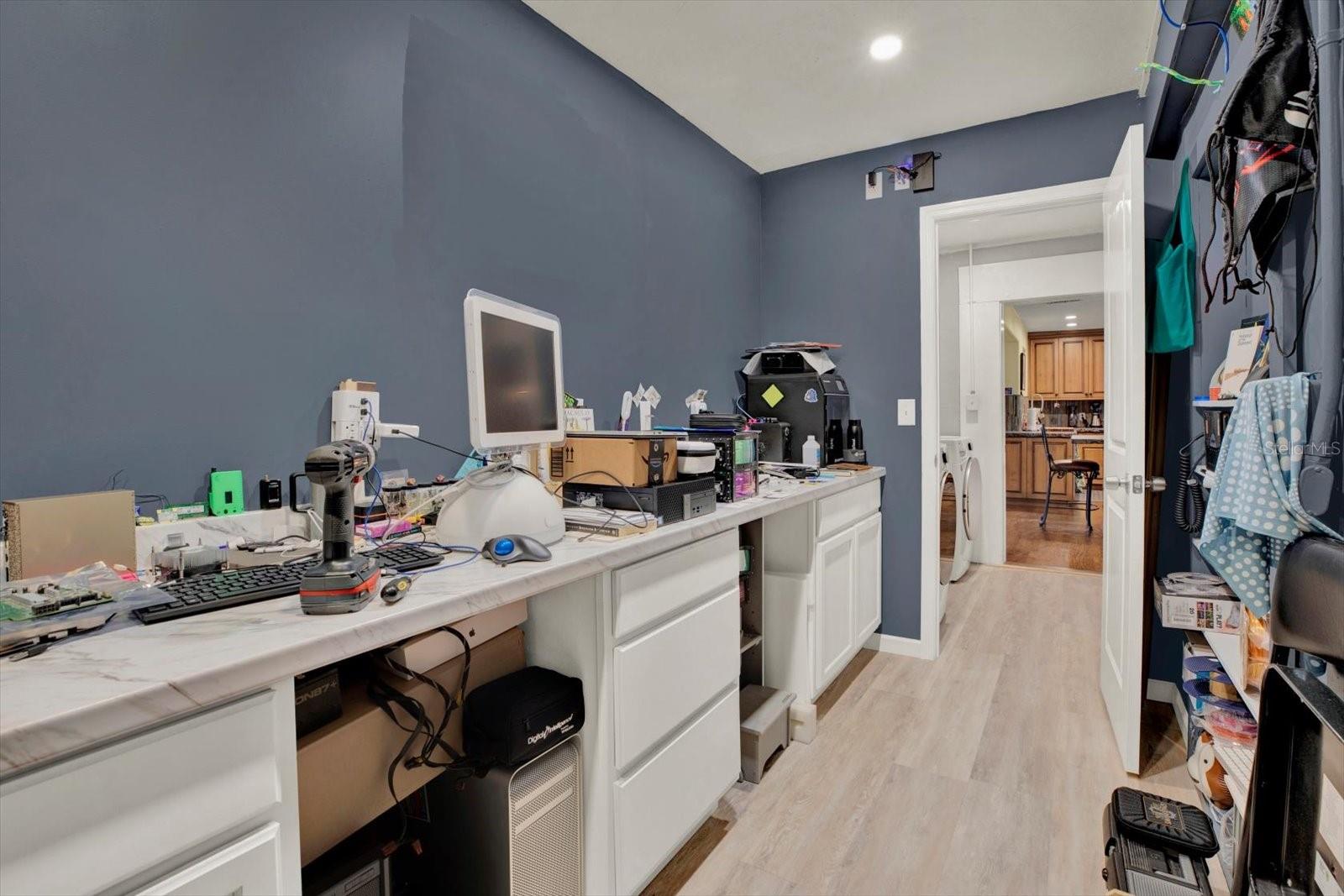 302 BELLE TERRE AVE