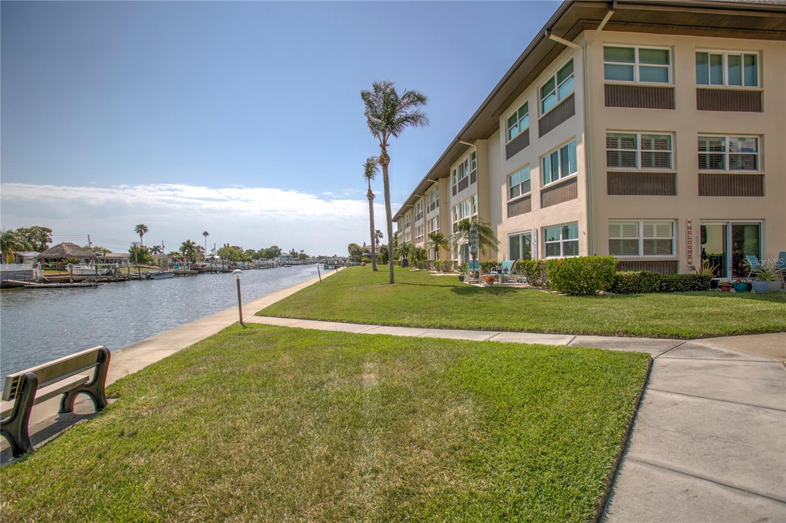 4452 GARNET DR #306