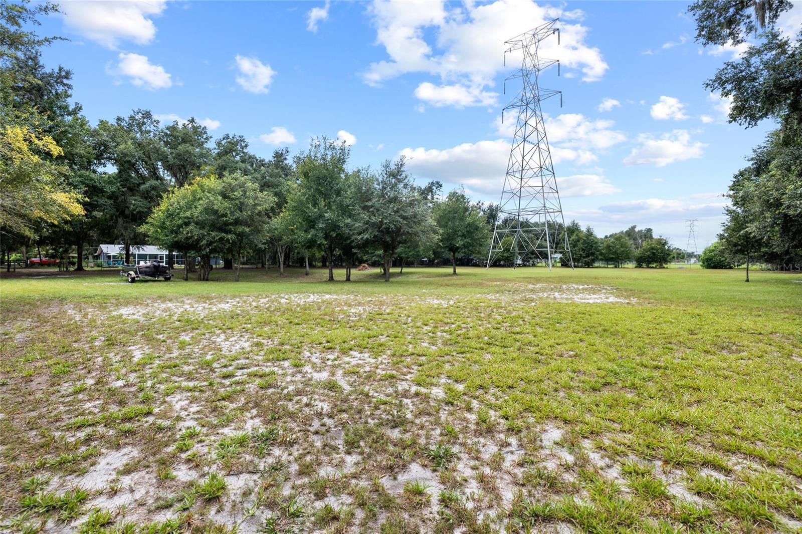 7402 W KNIGHTS GRIFFIN RD