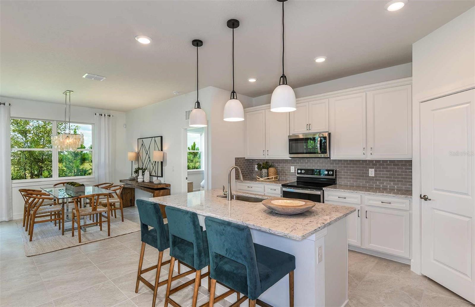37012 RIO GRANDE DR