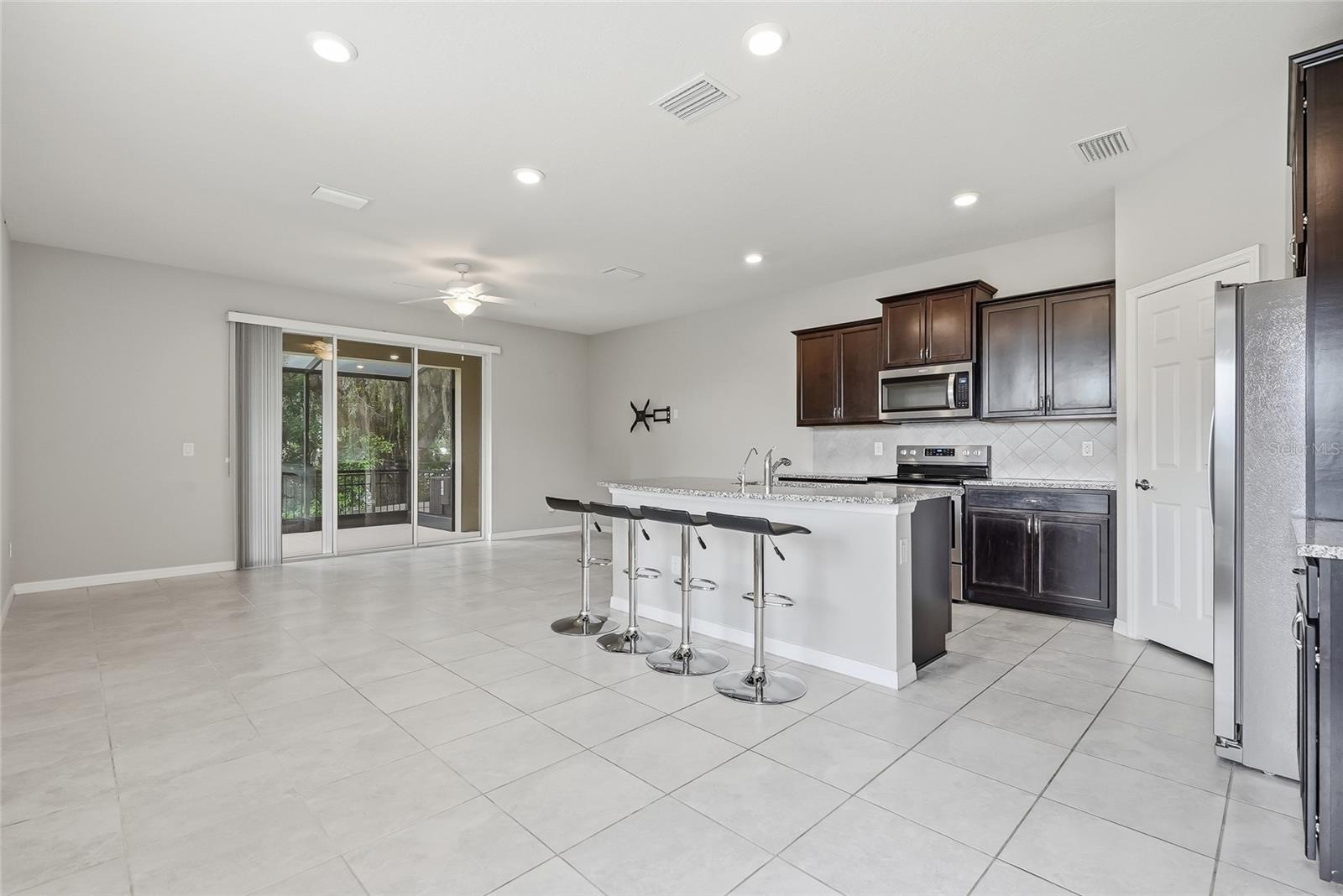 5304 SYLVESTER LOOP