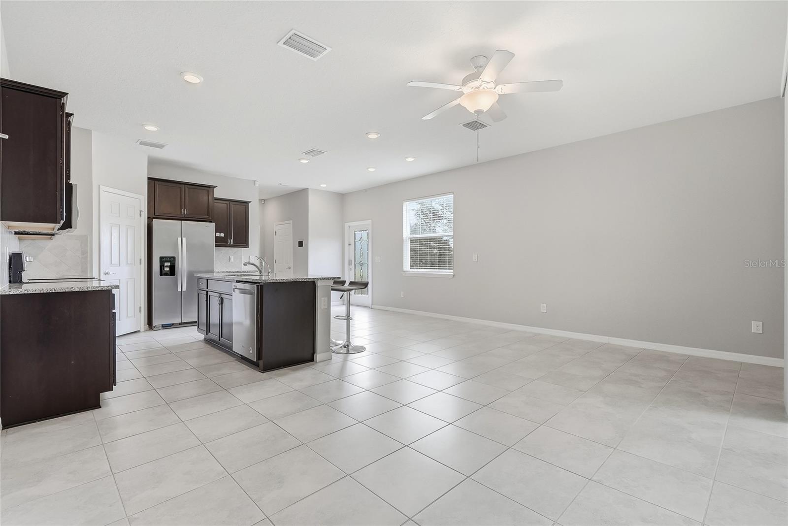 5304 SYLVESTER LOOP