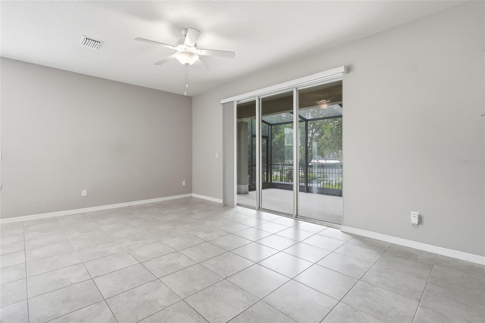 5304 SYLVESTER LOOP