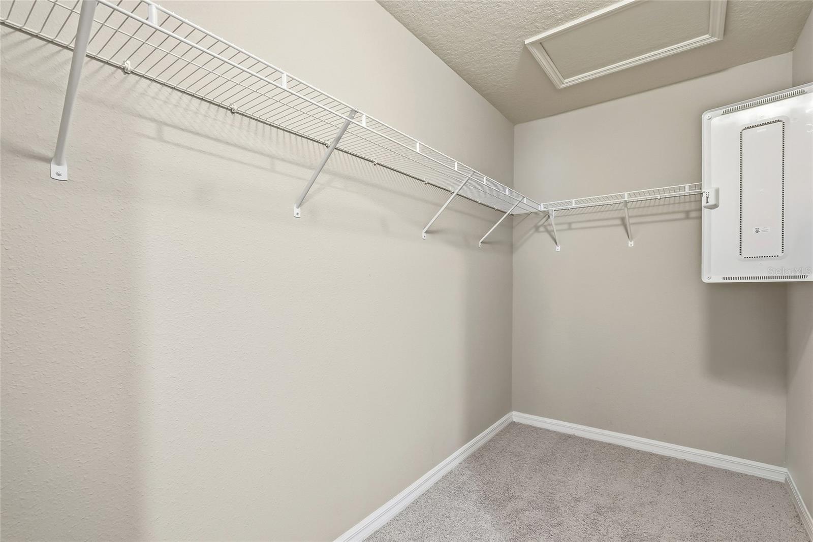 5304 SYLVESTER LOOP