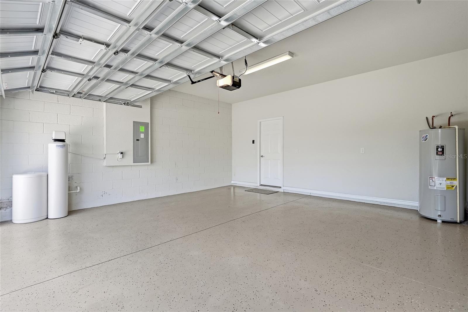 5304 SYLVESTER LOOP