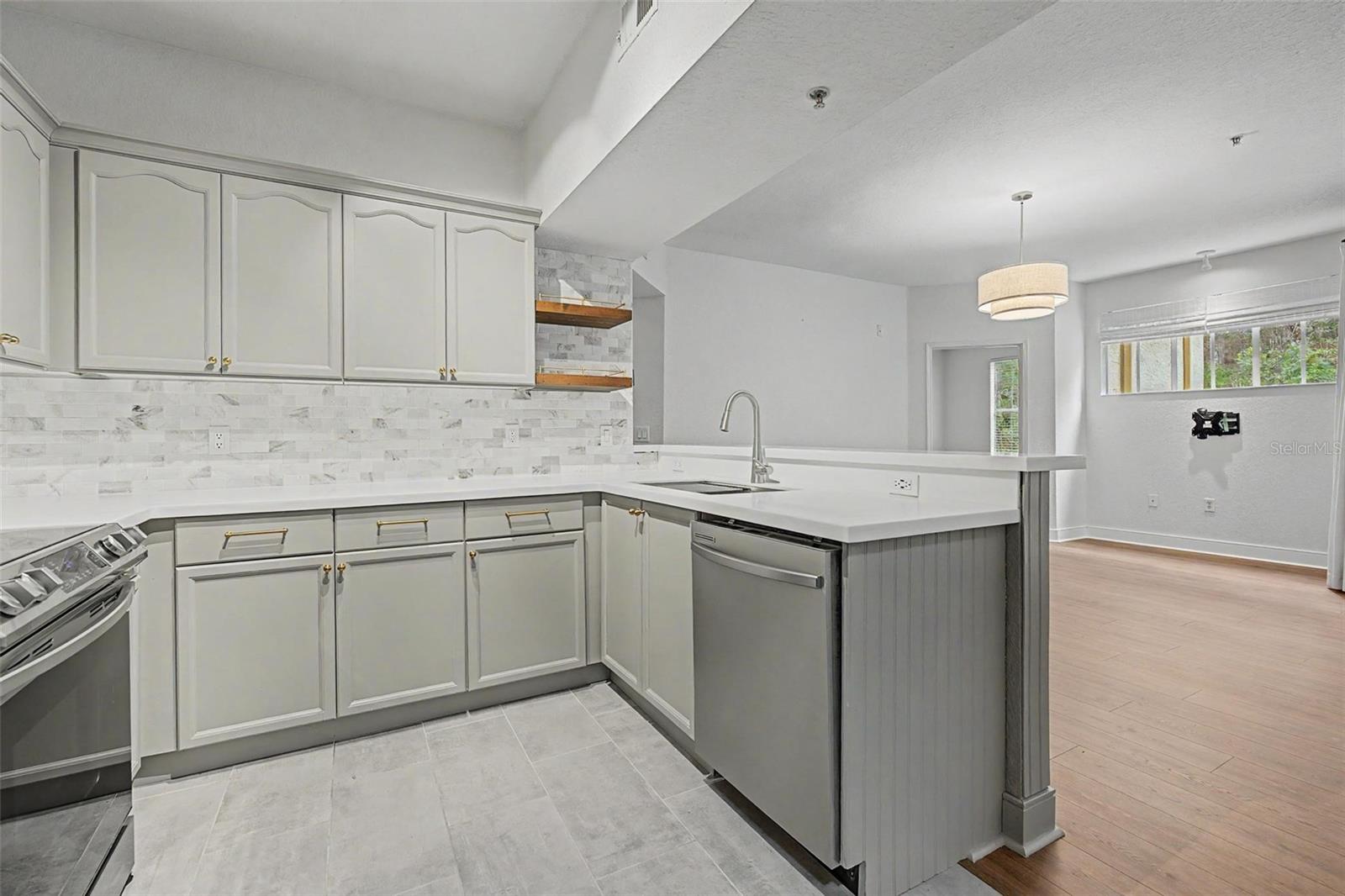 5125 PALM SPRINGS BLVD #6107