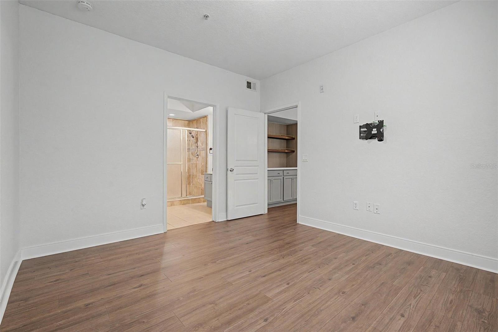 5125 PALM SPRINGS BLVD #6107