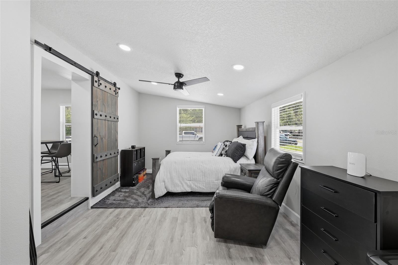 8015 TUDOR PL