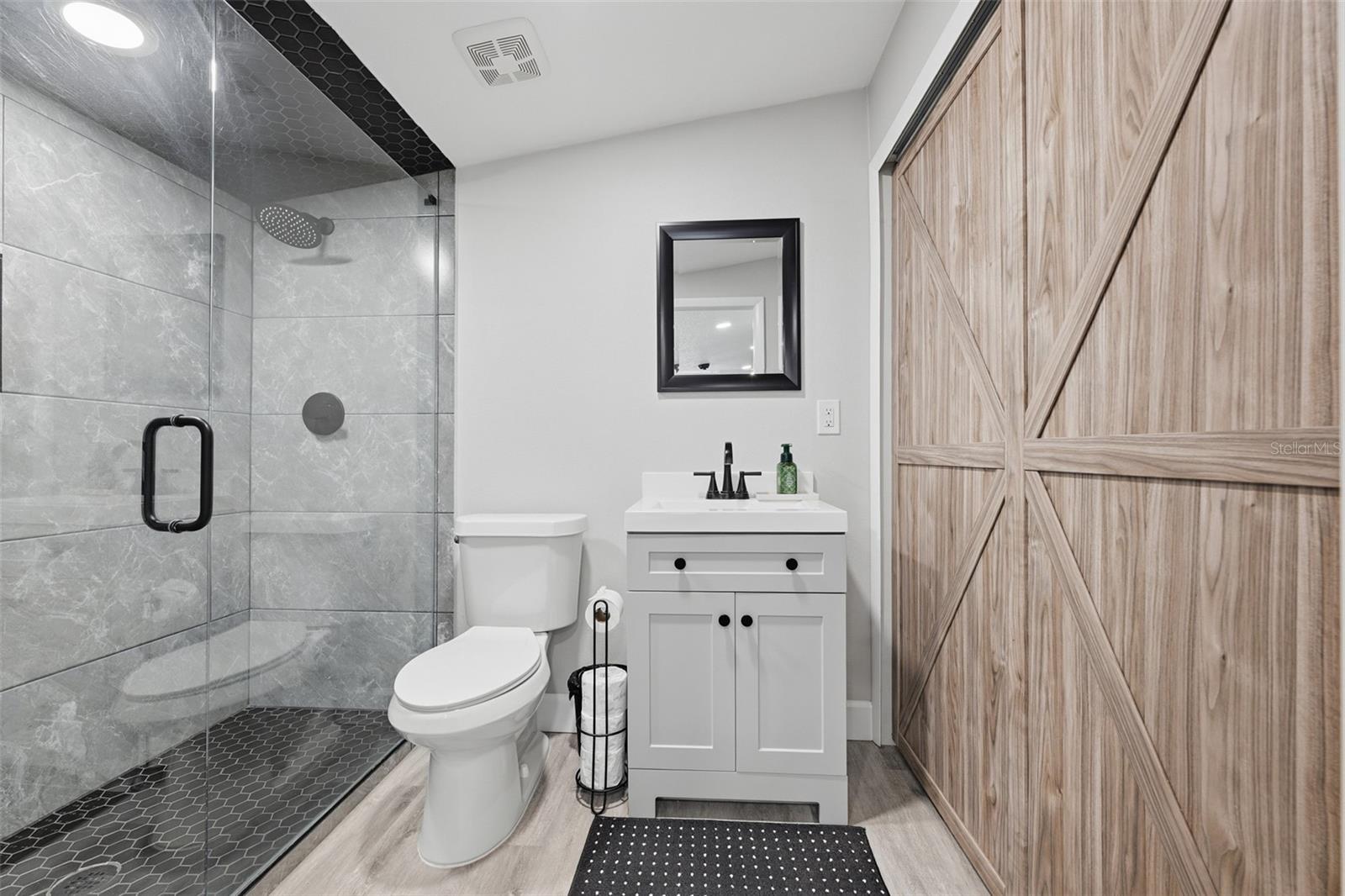 8015 TUDOR PL
