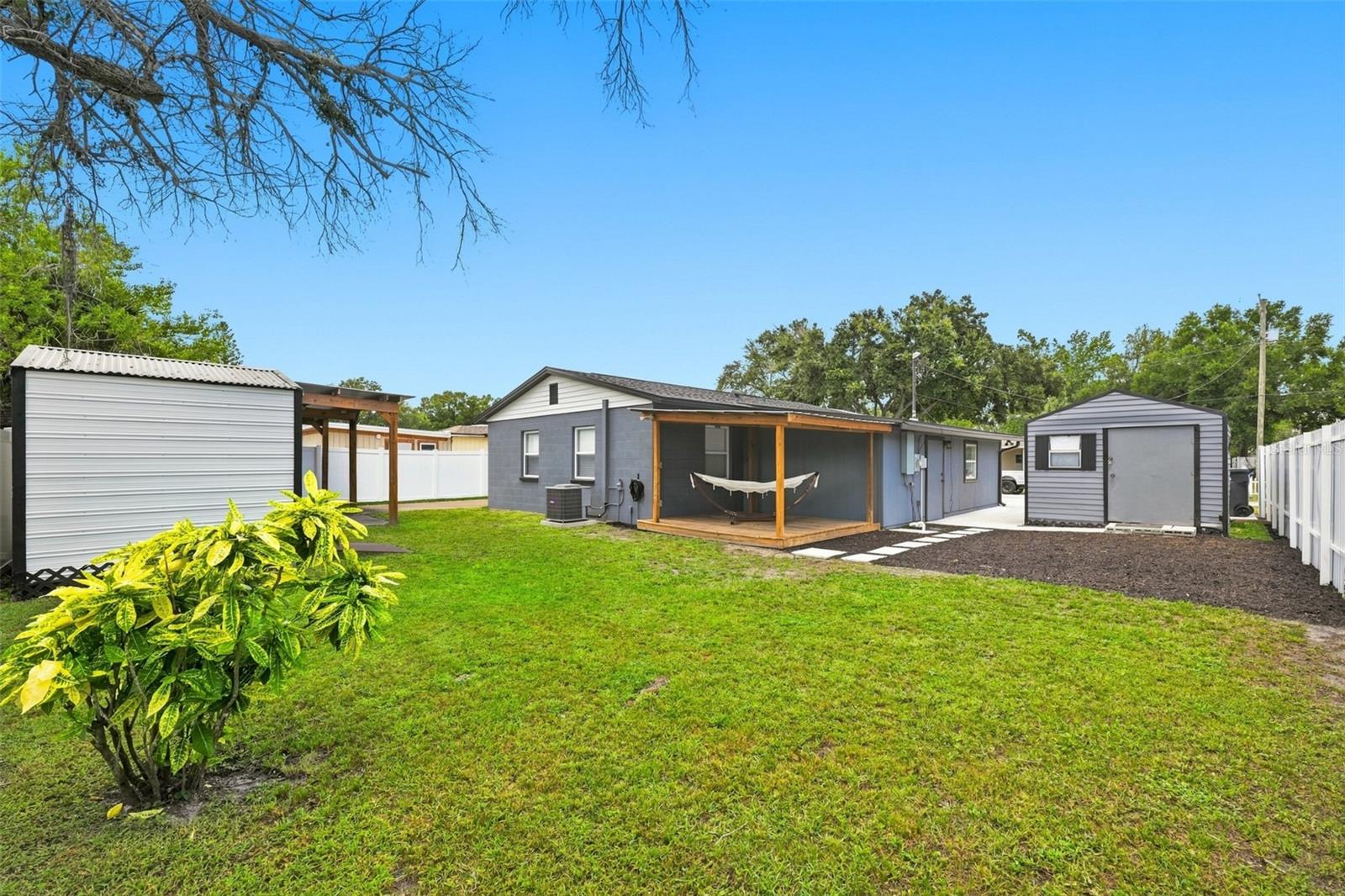 8015 TUDOR PL