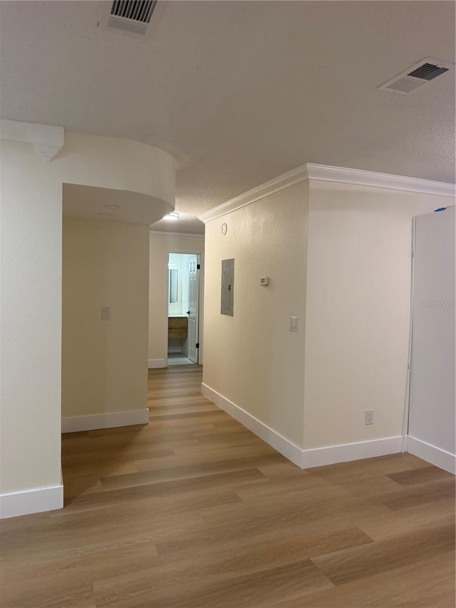7210 N MANHATTAN AVE #1724