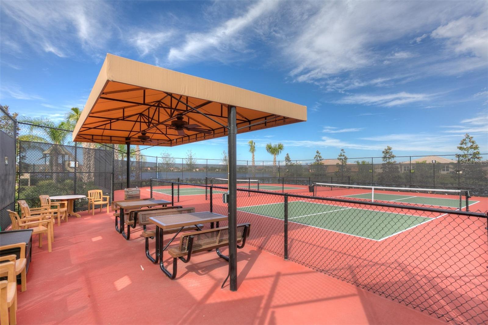 4952 SANDY GLEN WAY