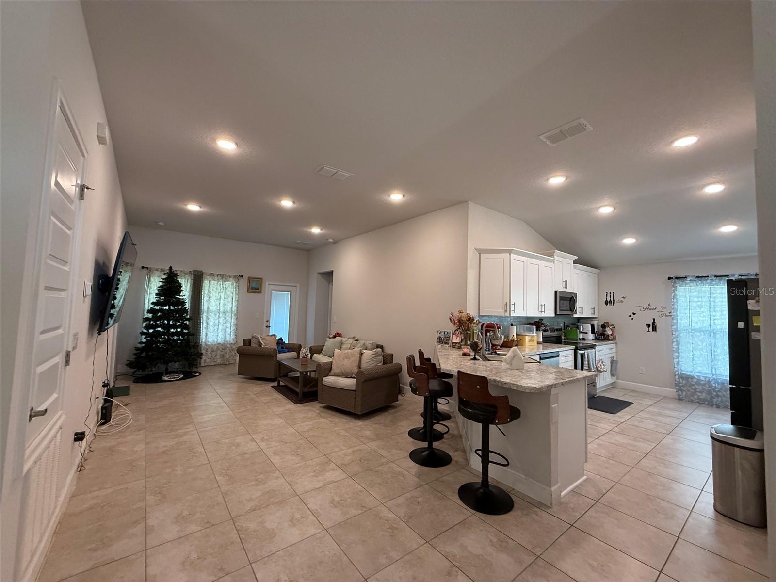 14921 TROPICAL VIOLET WAY